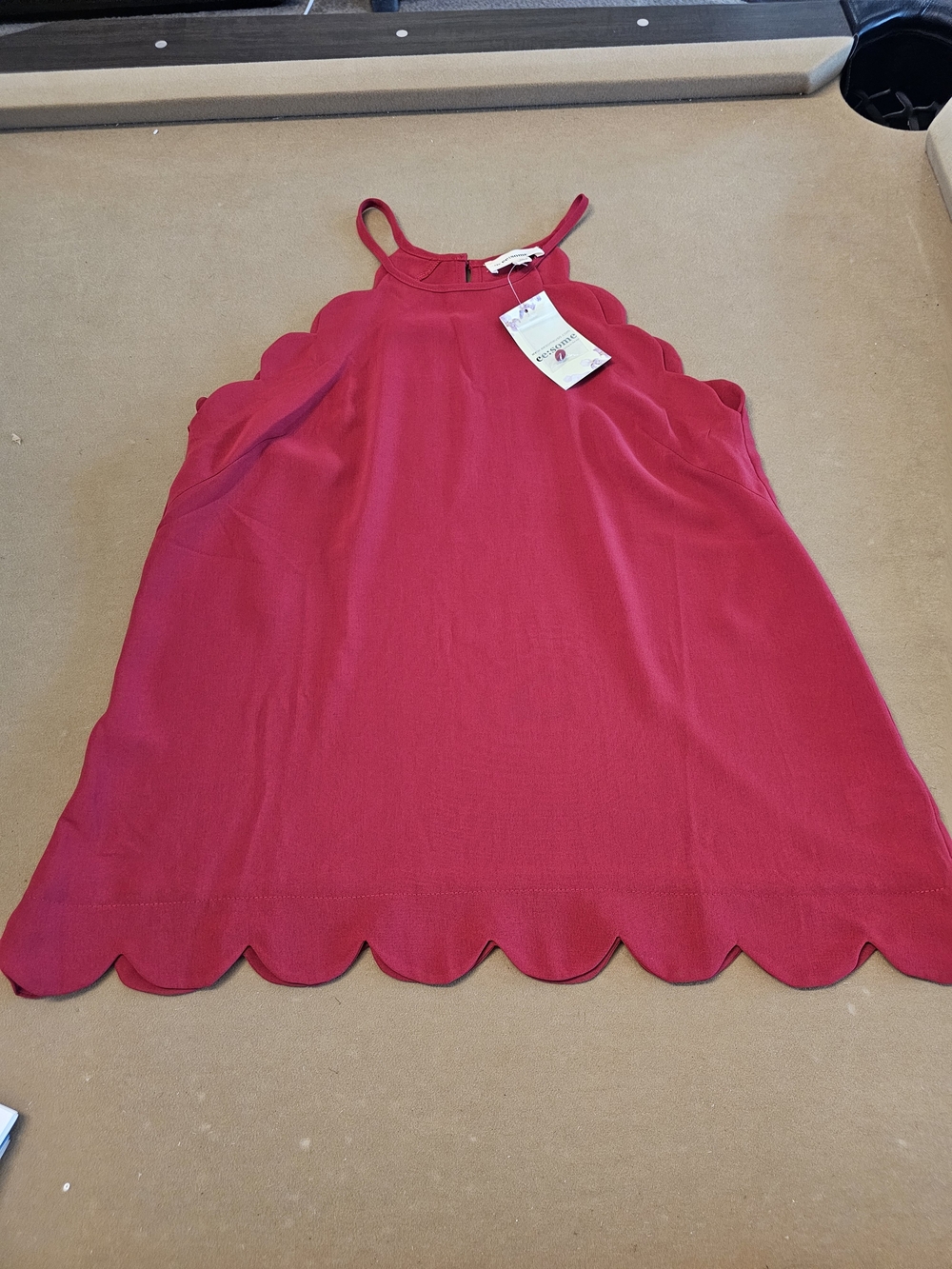 eesome Raspberry Scallop-Edge A-Line Tank - Picture 2 of 4